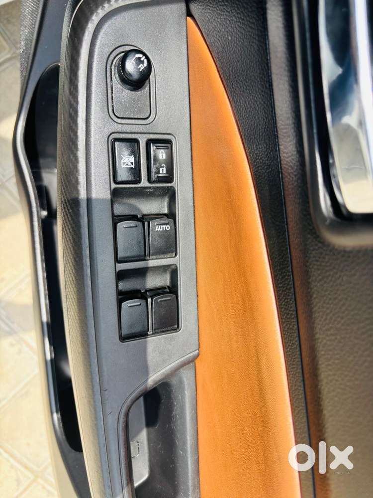Maruti Suzuki Swift 1.2 Vxi (o), 2023, Cng & Hybrids