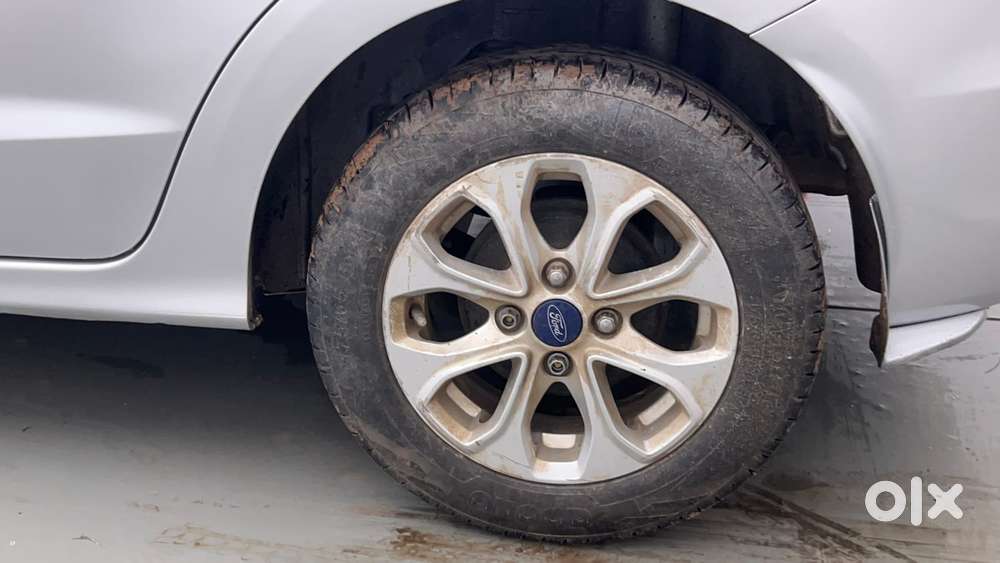 Ford Figo Aspire Titanium, 2017, Petrol