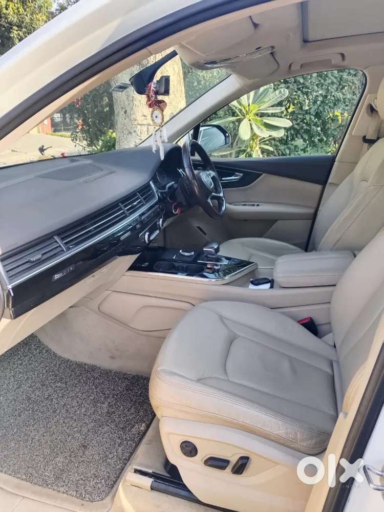 Audi Q7 2019 Diesel 62000 Km Driven