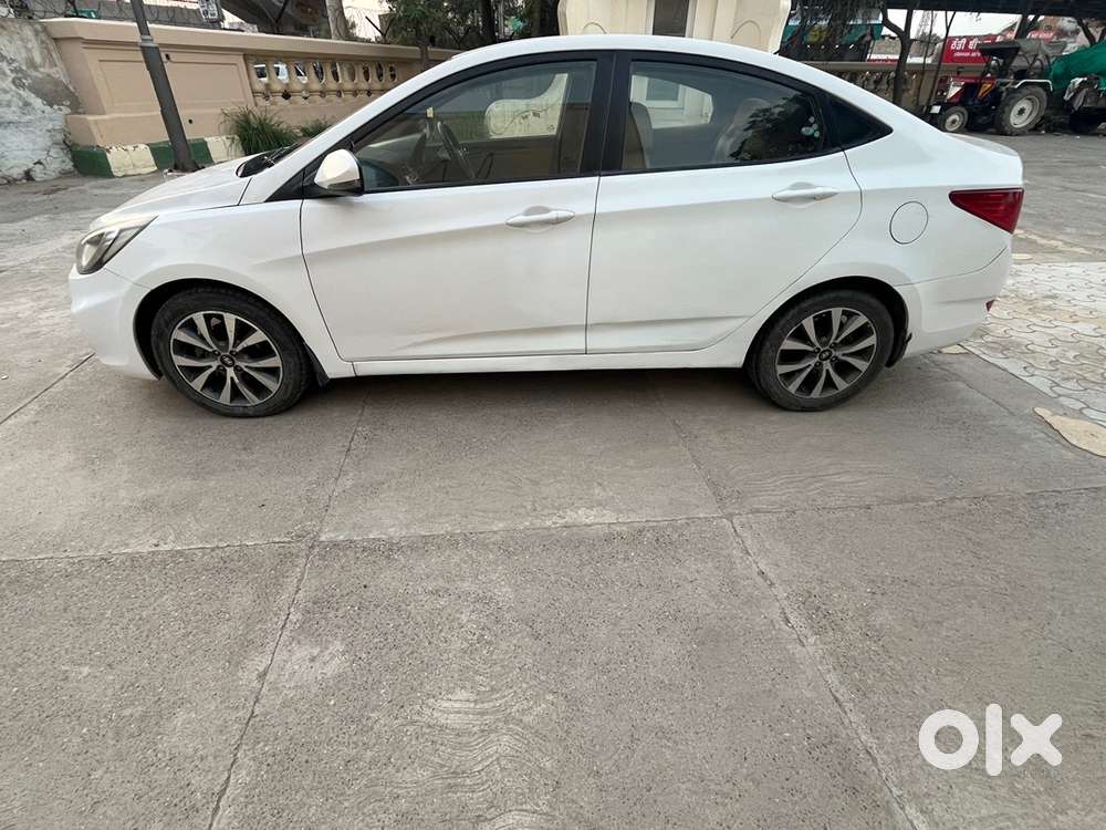 Hyundai Fluidic Verna Sx 1.6 Crdi  Dec 2013  Up-16