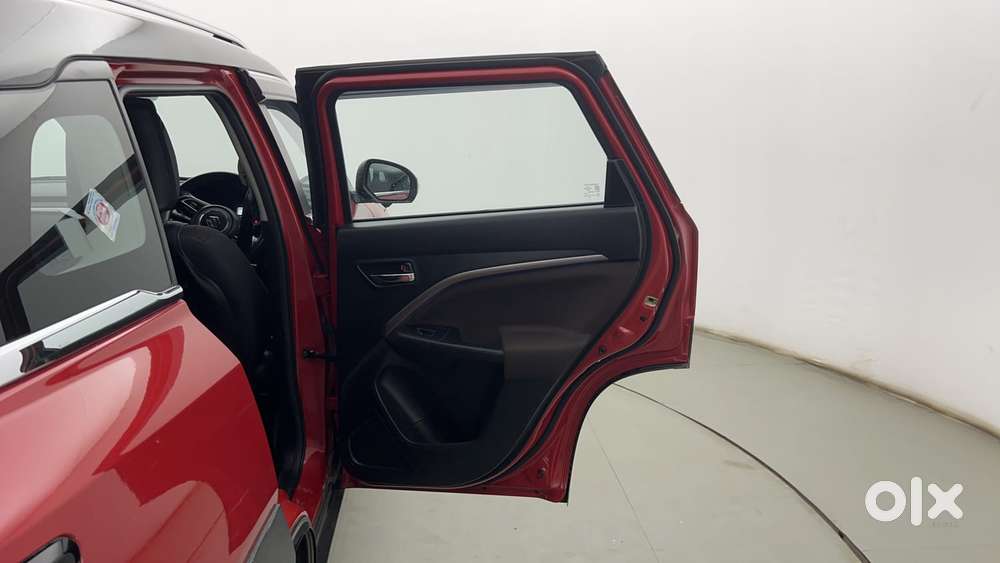 Maruti Suzuki Vitara Brezza 1.5 Zxi Plus At Dual Tone, 2022, Petrol