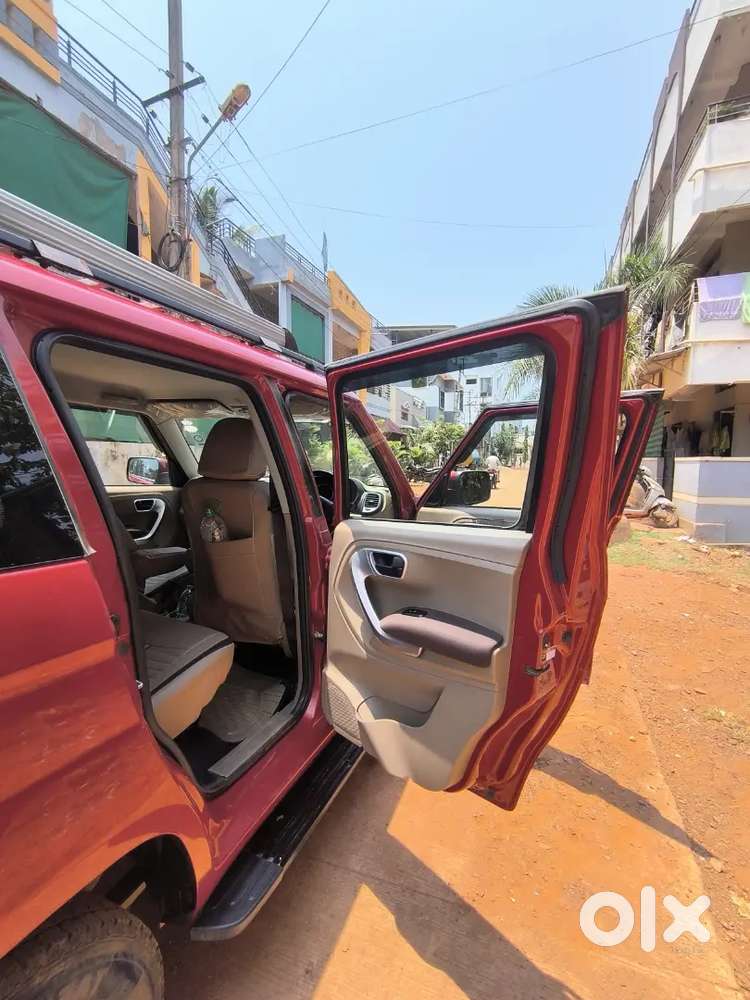 Mahindra Tuv300t8 In Good And Need Condition Only 37k Km Driven.