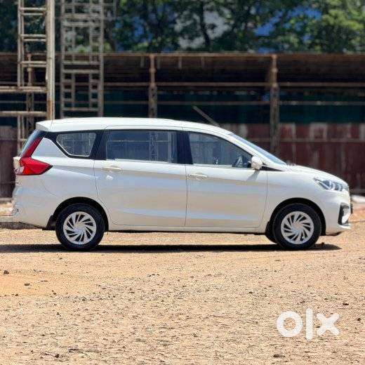 Maruti Suzuki Ertiga Vxi Shvs, 2021, Petrol