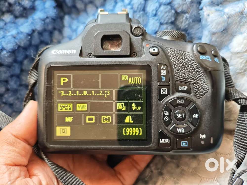 Canon eos 1500d