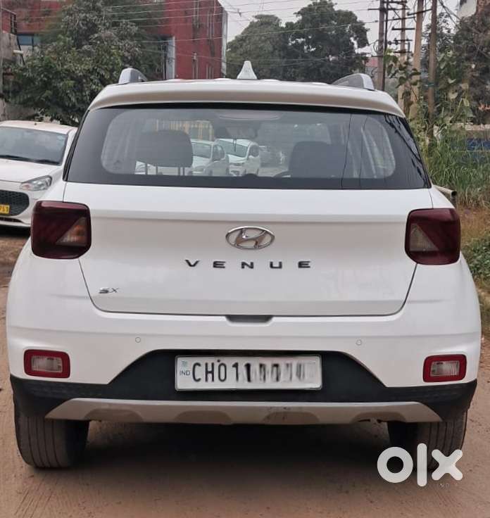 Hyundai Venue Sx Mt, 2022, Diesel