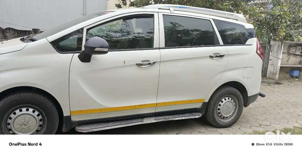 Mahindra Marazzo 2023 Diesel 103500 Km Driven