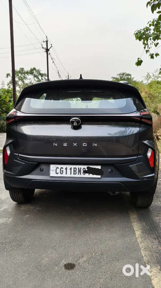 Tata Nexon Smart Plus Petrol 2024