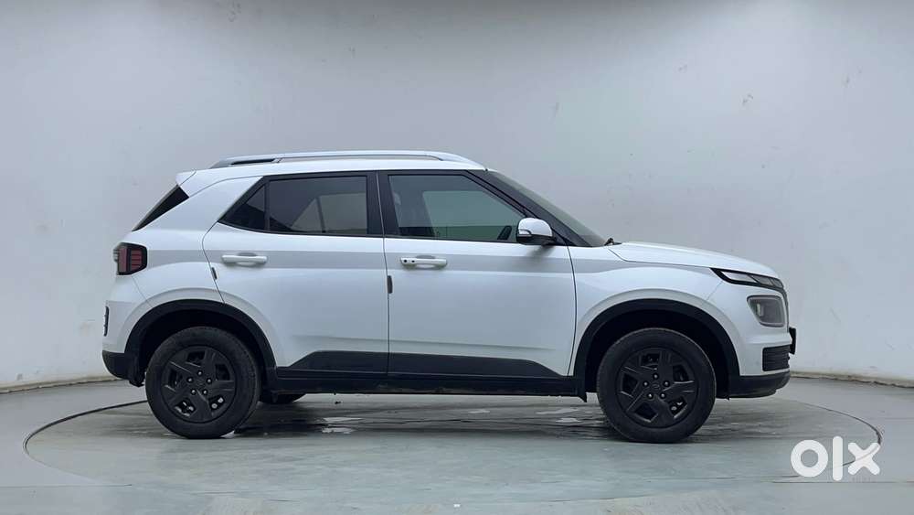 Hyundai Venue 1.2 S (o), 2025, Petrol