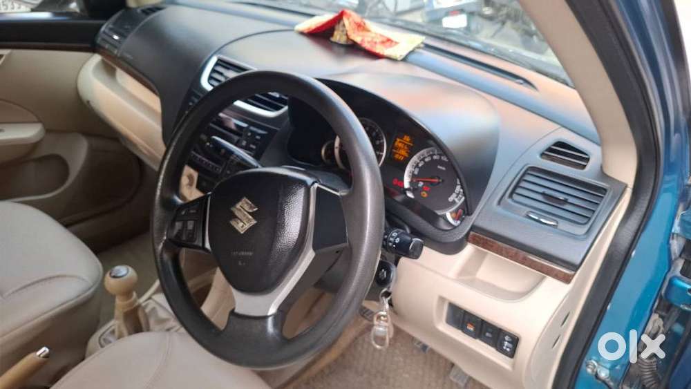 Maruti Suzuki Swift Dzire 1.2 Zxi Bsiv, 2013, Petrol