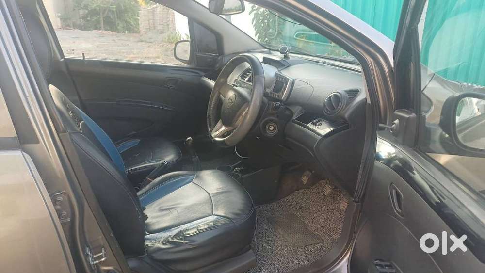 Chevrolet Beat, 2010, Petrol