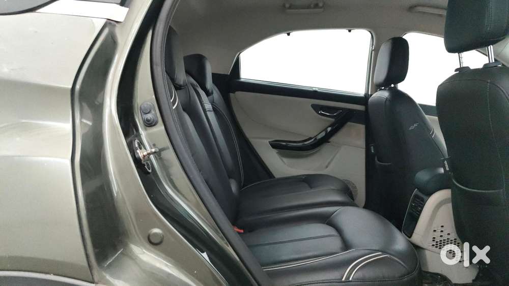 Tata Nexon 1.2 Revotron Xza Plus, 2022, Petrol