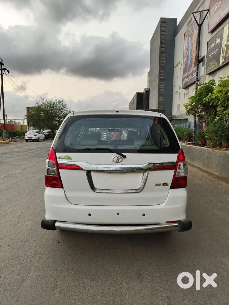 Toyota Innova 2016 Diesel Well Maintained