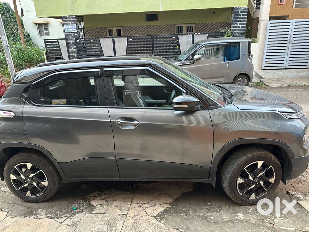Tata Punch Creative+ Amt 2025  13500 Km  Daytona Grey   Top Variant