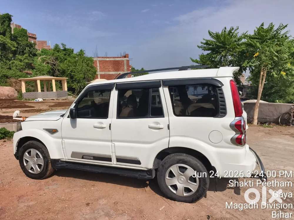 Mahindra Scorpio Classic 2016 Diesel Variant