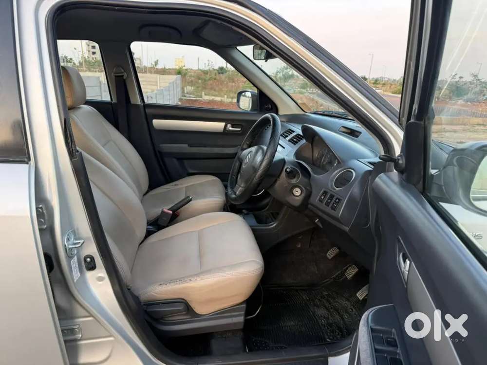 Maruti Suzuki Swift Dzire 2012