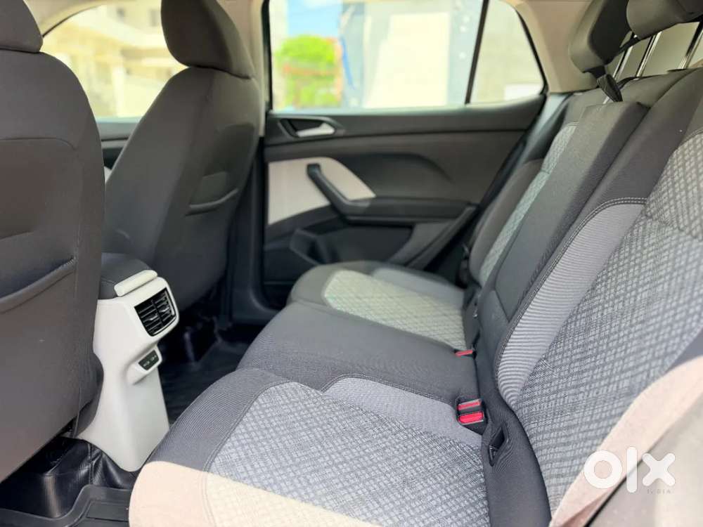 Volkswagen Taigun 1.0 Tsi Highline At, 2022, Petrol