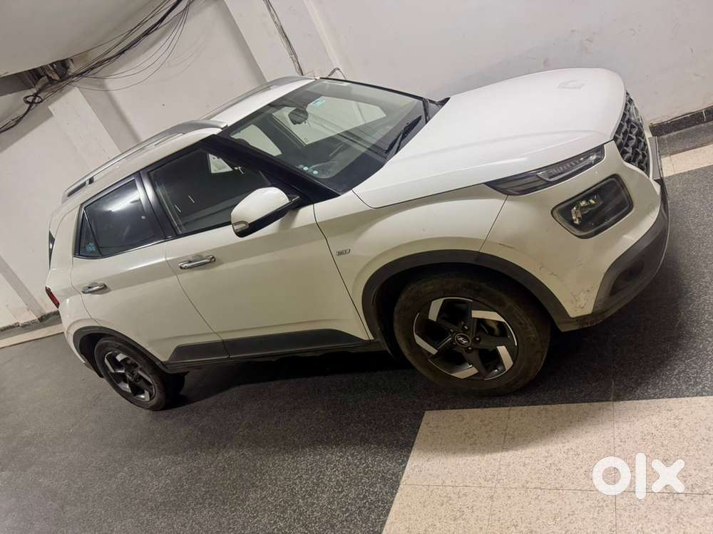 Hyundai Venue Petrol 2019
