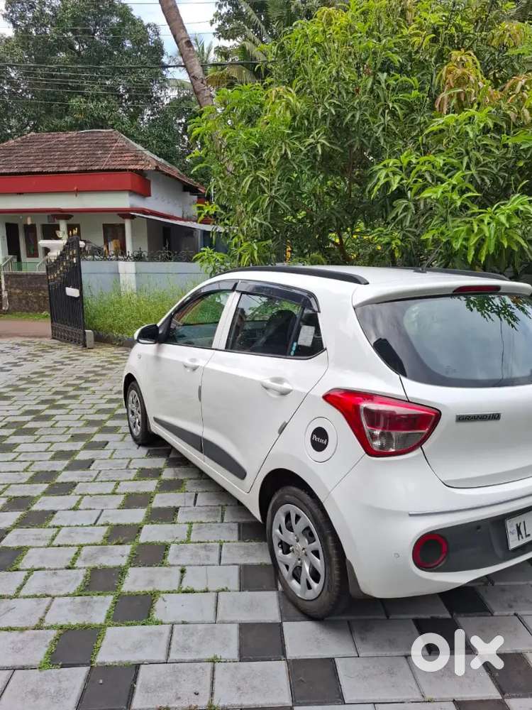 Full Loan:.2020 Reg. Grand I10. Low Kms