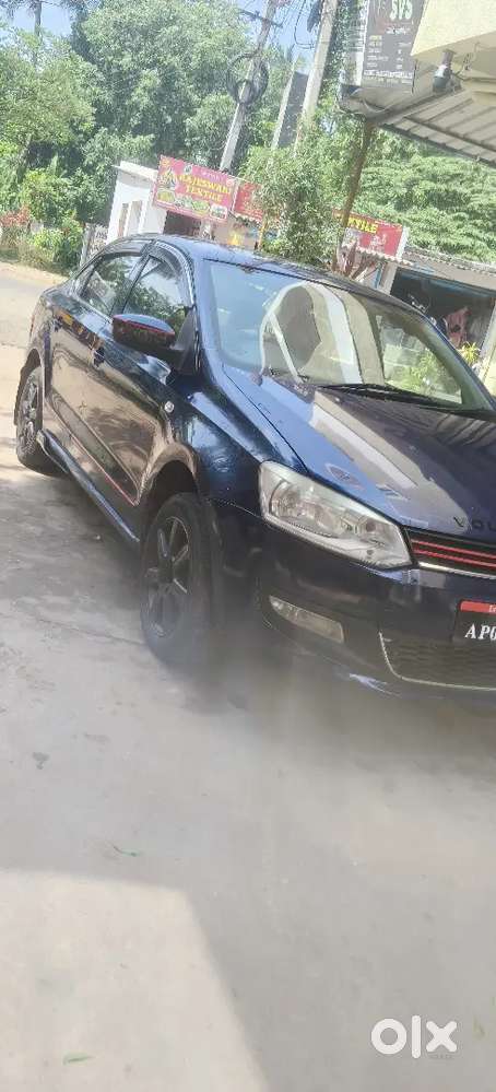 Volkswagen Vento 2011 Petrol 90000 Km