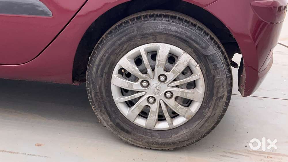 Hyundai I10 Sportz 1.1 Irde2, 2016, Petrol