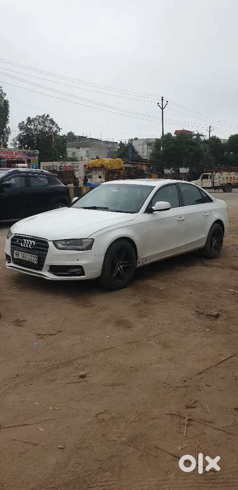 Audi A4 2.0 Tdi 2013 With Sunroof