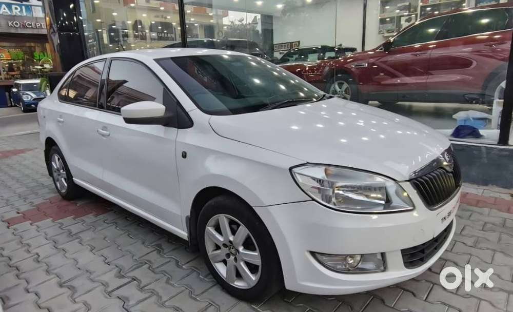 Skoda Rapid 1.6 Mpi Ambition Plus, 2015, Diesel