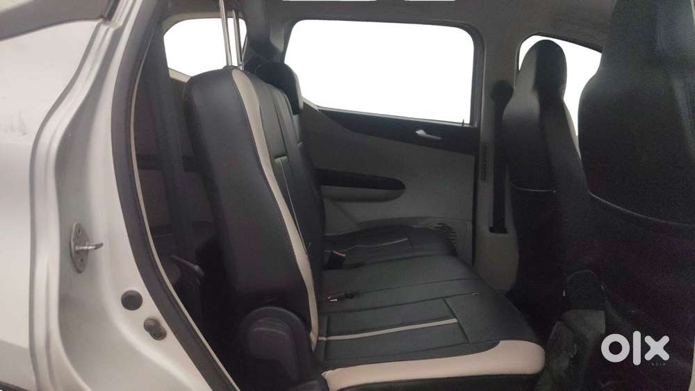 Renault Triber Rxz Easy-r Amt, 2021, Petrol