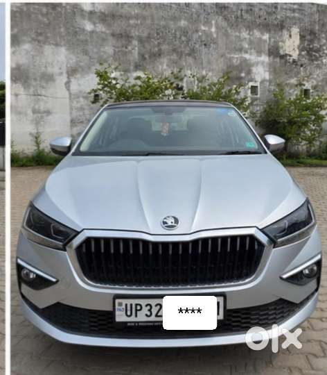 Skoda Slavia 1.0 Tsi Style At, 2023, Petrol