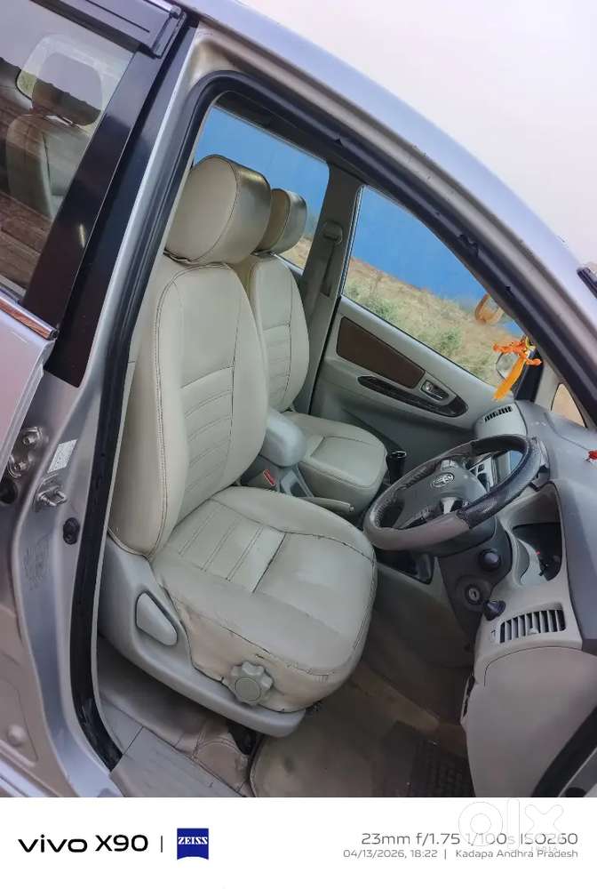 Toyota Innova 2012 Diesel Well Maintained