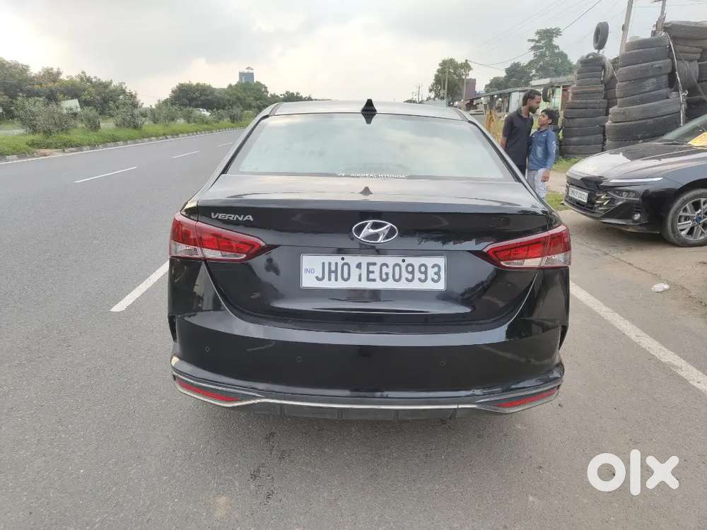 Hyundai Verna 1.5 Petrol 2021