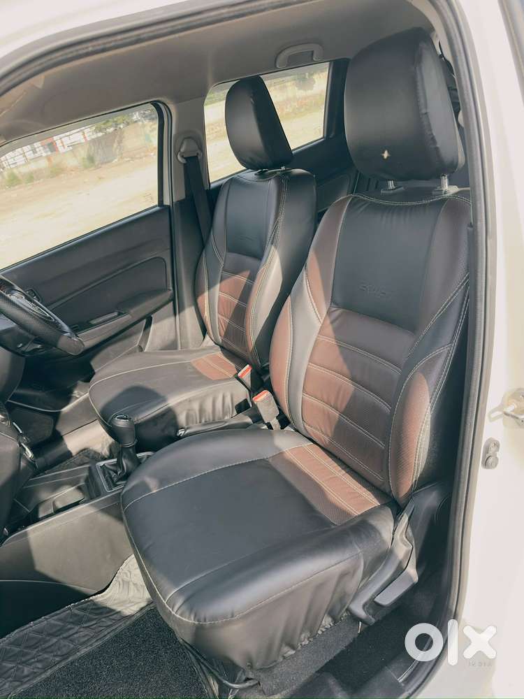 Maruti Suzuki Swift Vxi + Manual, 2018, Cng & Hybrids