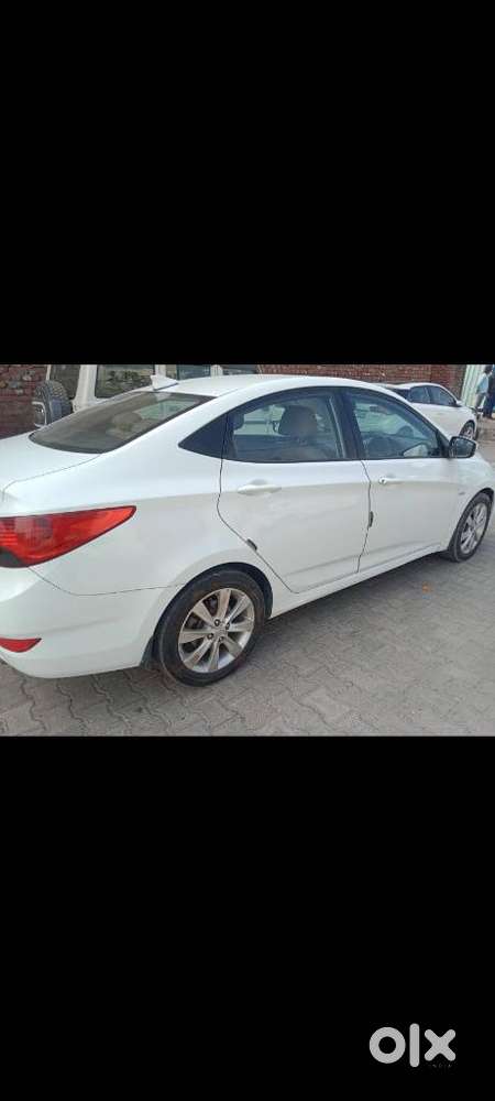 Hyundai Verna Vtvt 1.6 Sx, 2012, Diesel