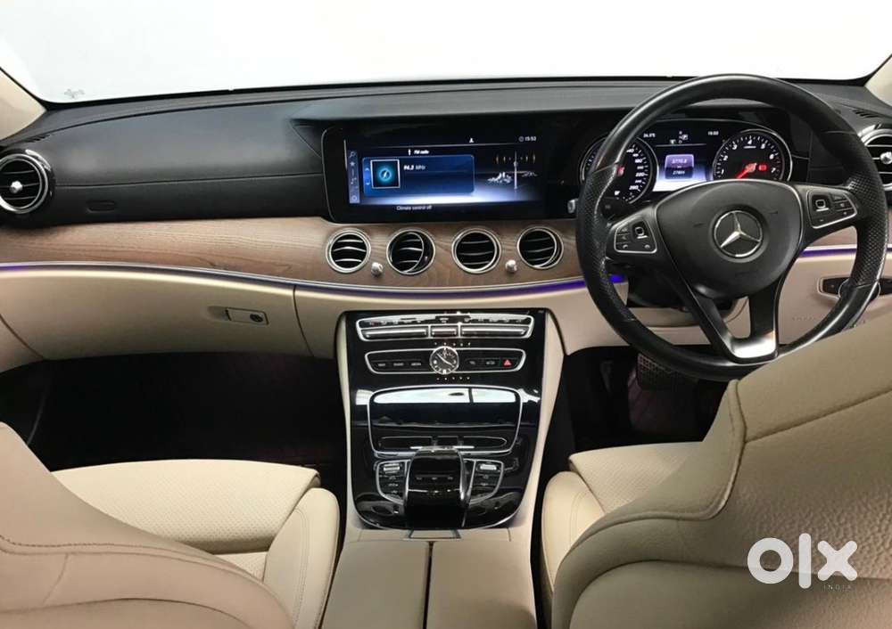 Cleanest Mercedes E-class 2018 Petrol Only 30000 Km