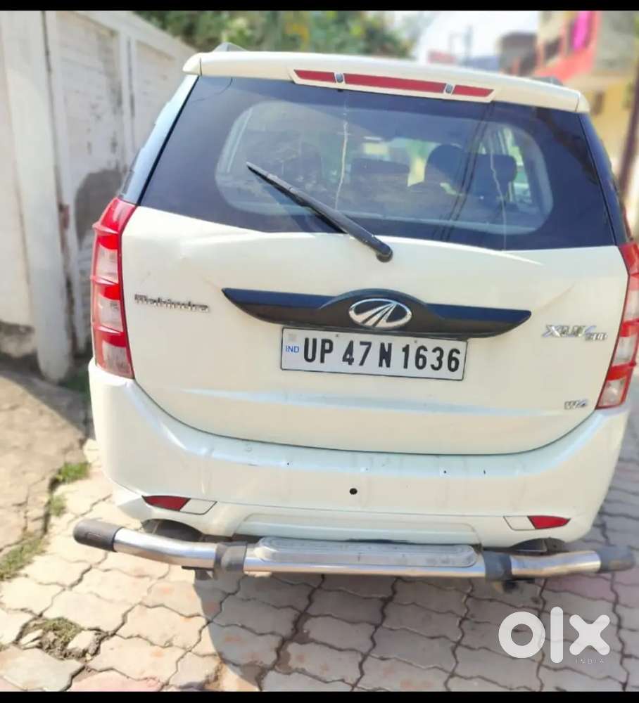 Mahindra Xuv500 2016 Diesel 143000 Km Driven