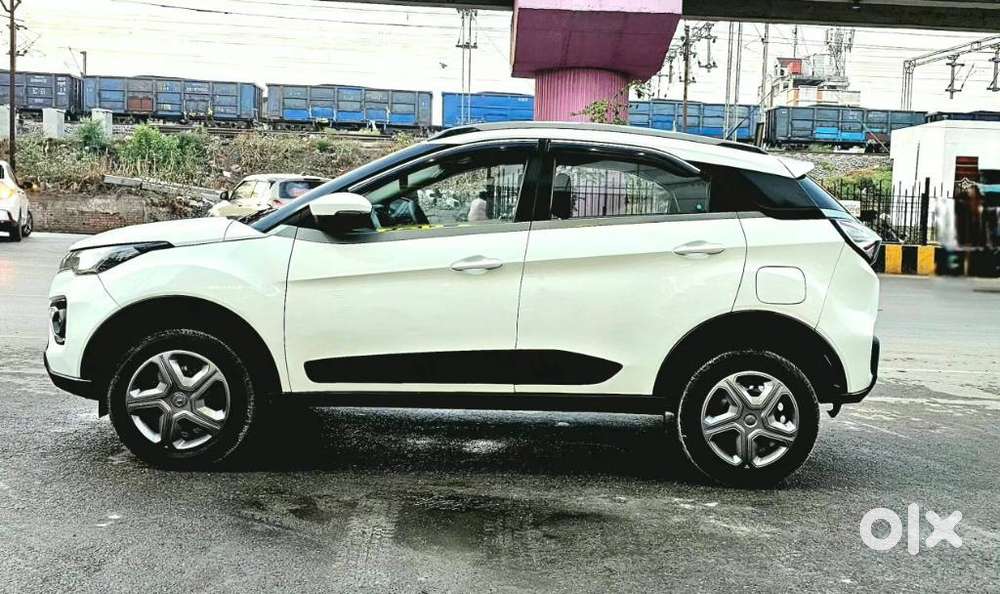Tata Nexon 1.2 Revotron Xm (s), 2021, Petrol