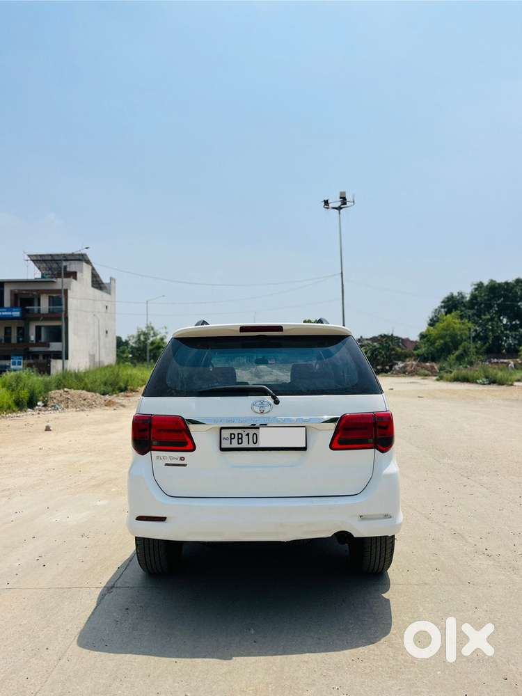 Toyota Fortuner 3.0 4x2 Automatic, 2012, Diesel