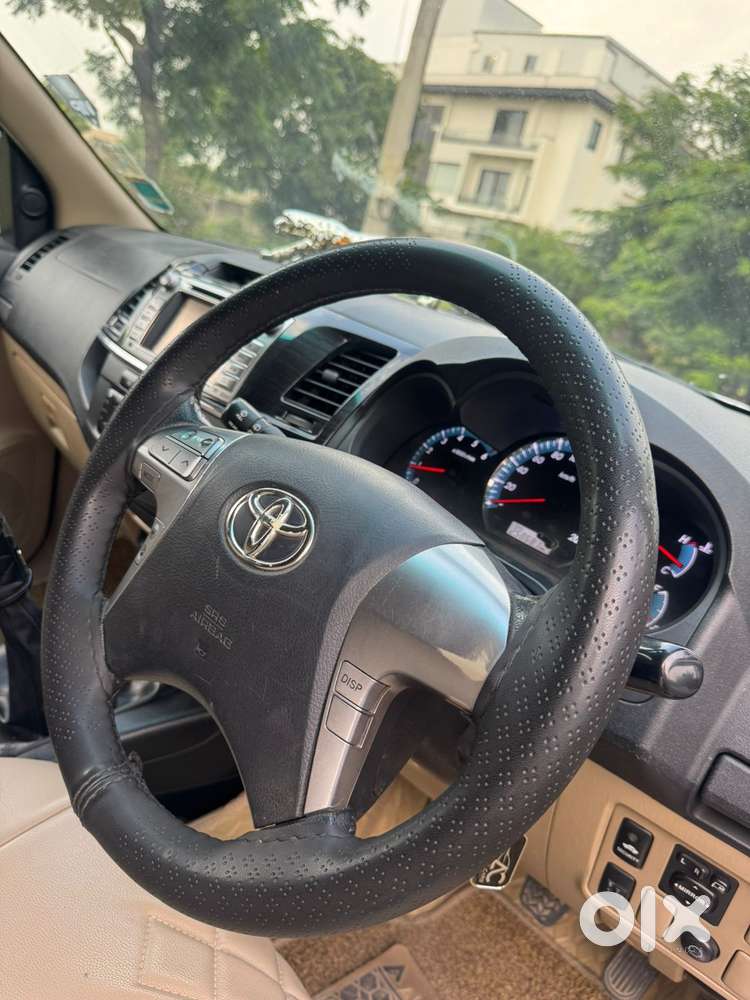 Toyota Fortuner 2.5 4x2 Mt Trd Sportivo, 2015, Diesel