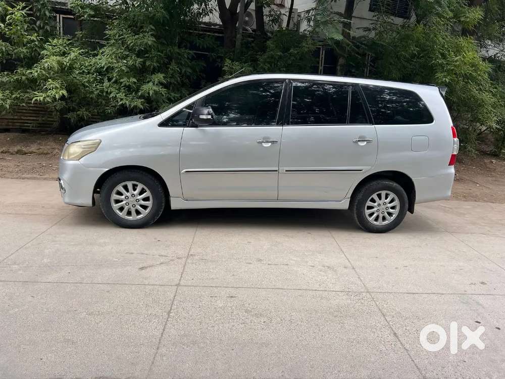 Toyota Innova 2013 Diesel Well Maintained