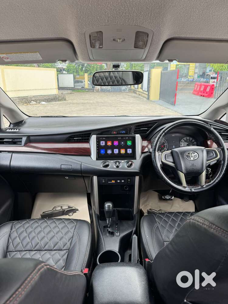 Toyota Innova Crysta 2.8 Gx At, 2017, Diesel