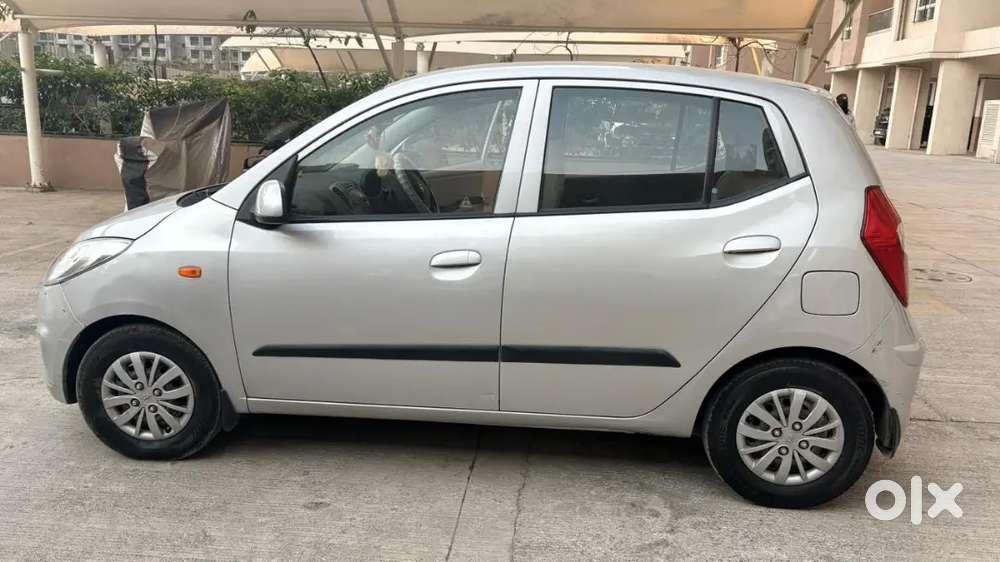 Touch Screen Player Reverse Camera Well Maintained Car