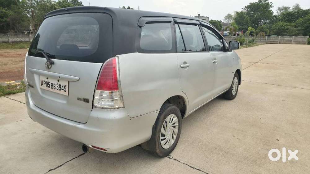 Toyota Innova 2.5 G (diesel) 8 Seater, 2007, Diesel