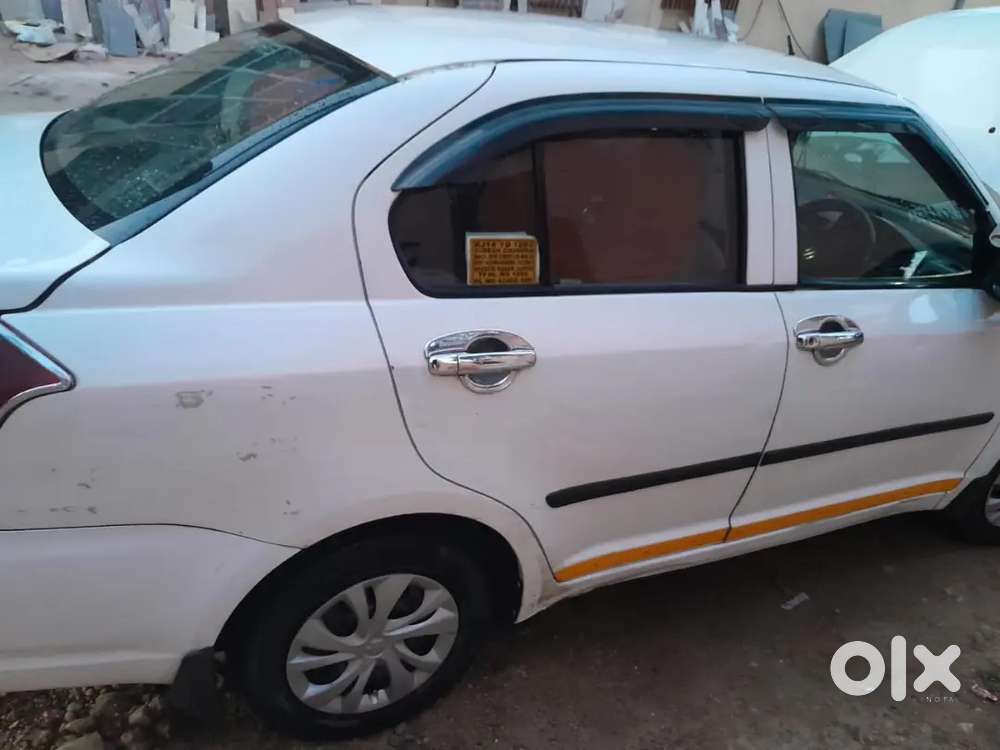 Maruti Suzuki Swift Dzire 2015. Diesel