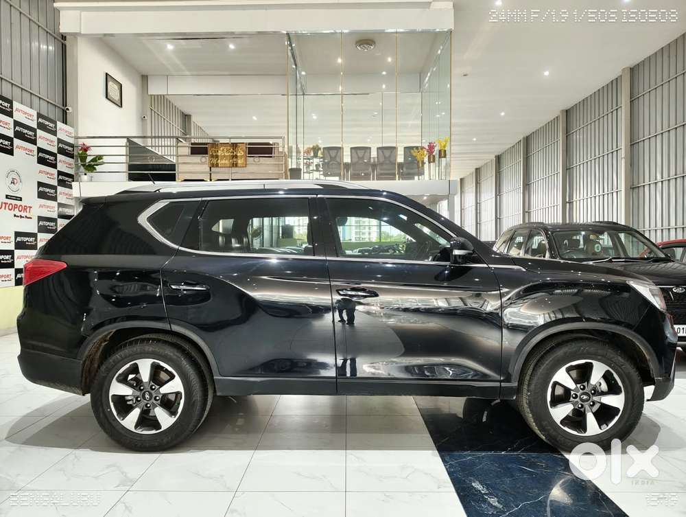Mahindra Alturas G4 4wd At, 2019, Diesel