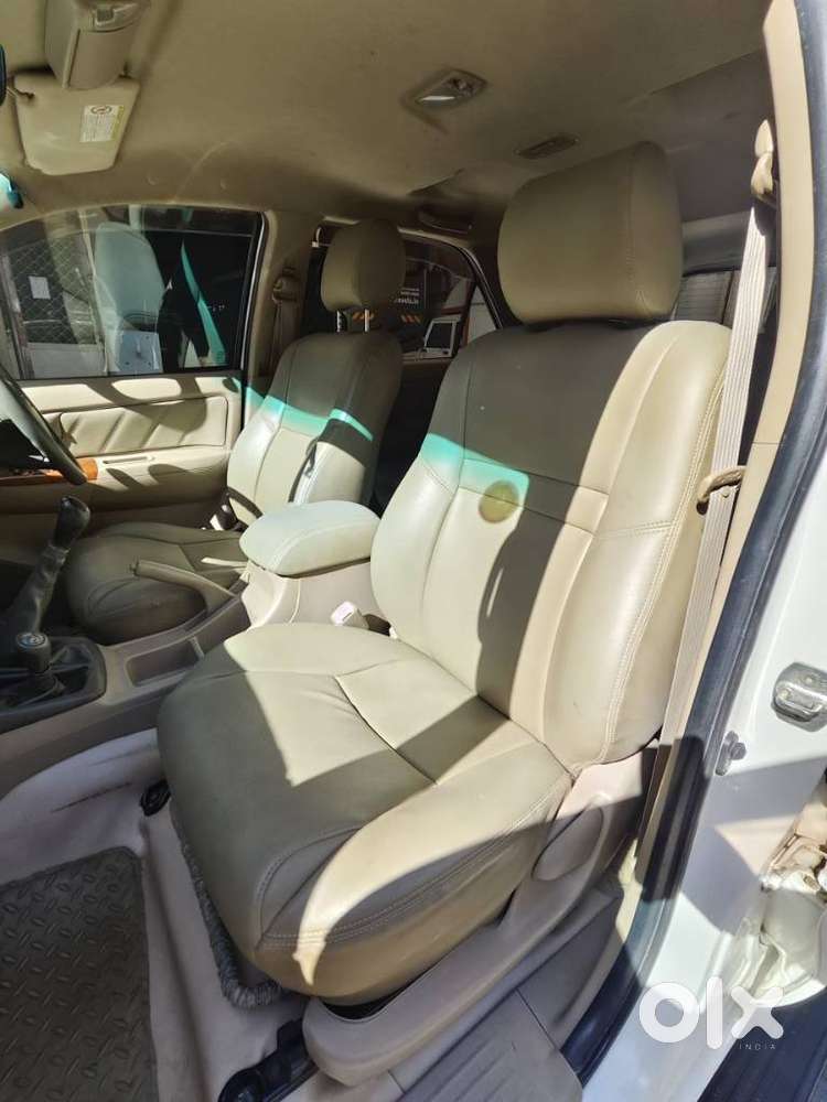 Toyota Fortuner [2009-2012] 3.0 4x4 Mt, 2009, Diesel