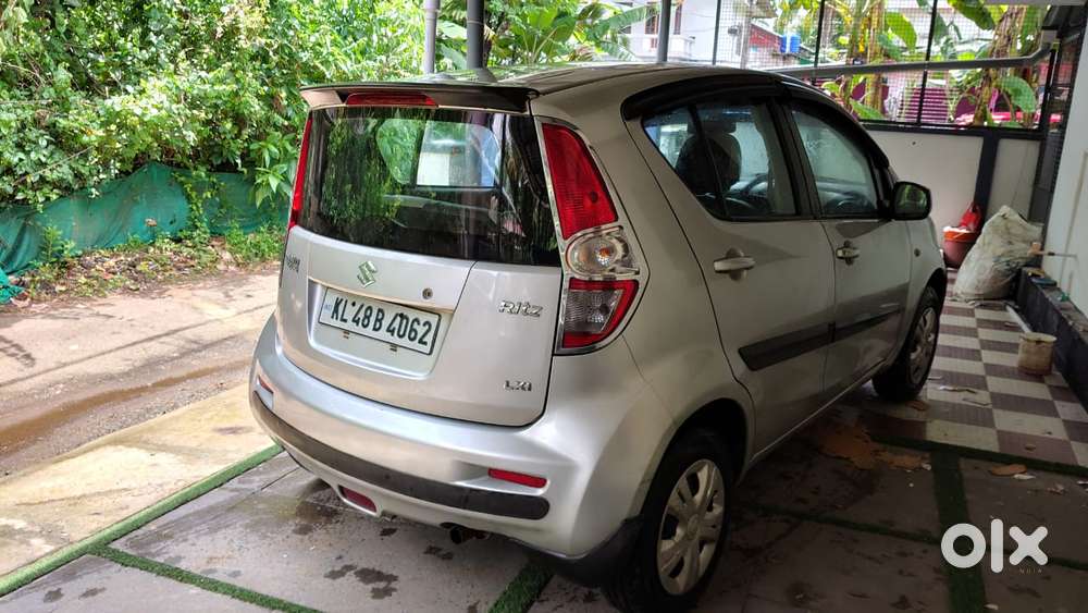 Maruti Suzuki Ritz Lxi, 2010, Petrol
