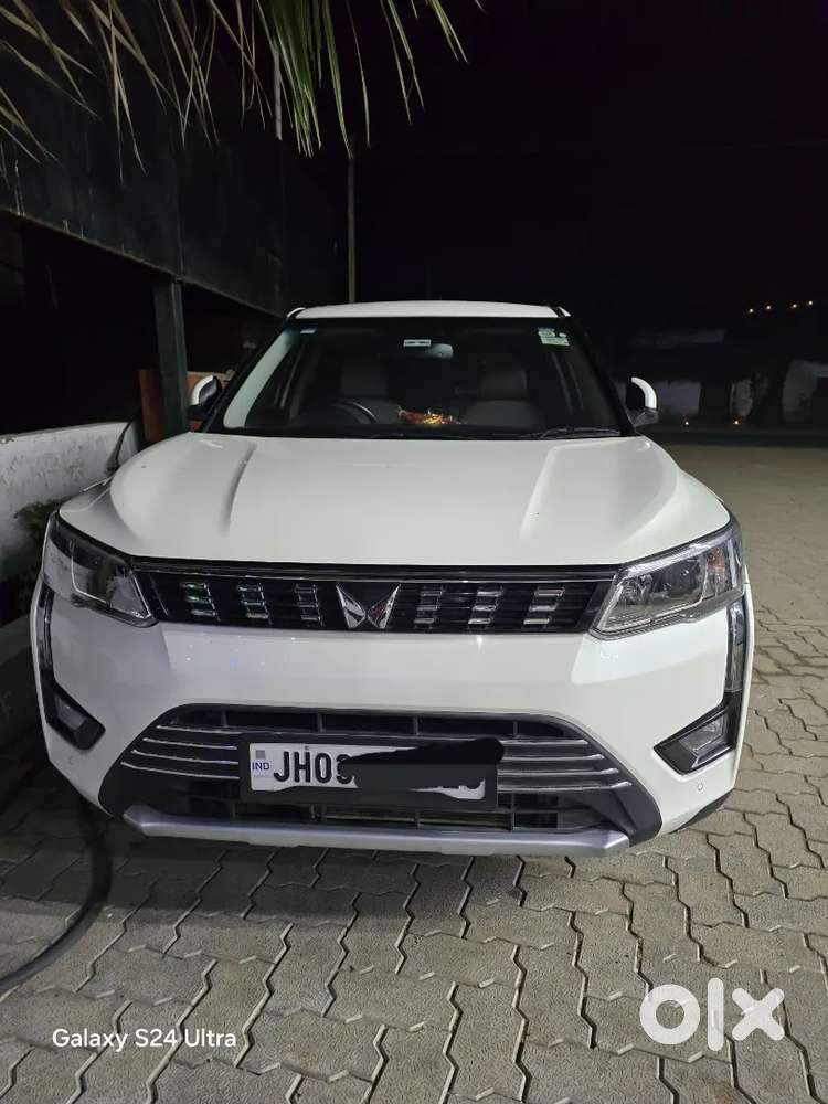 Mahindra Xuv300  Diesel Well Maintained