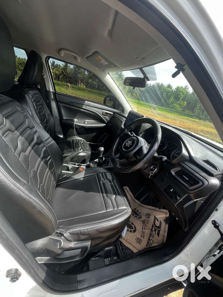 Maruti Suzuki Brezza 1.5 Lxi Smart Hybrid, 2023, Petrol