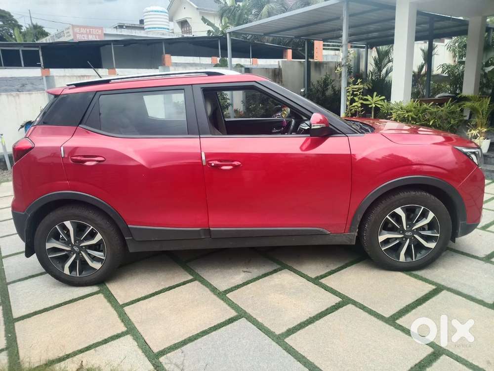 Mahindra Xuv300 W8(o)petrol Manual 2019