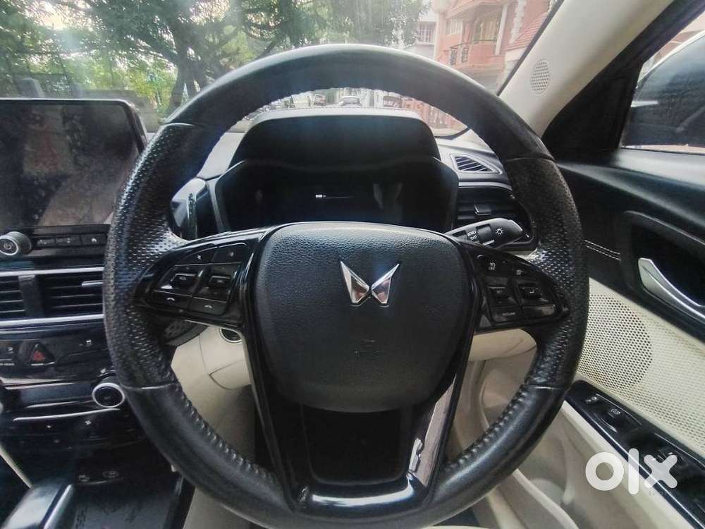 Mahindra Xuv 3xo, 2024, Petrol