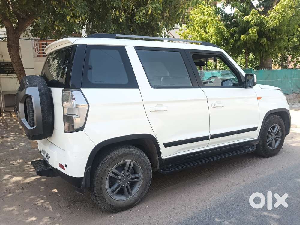 Mahindra Tuv 300 T10, 2019, Diesel